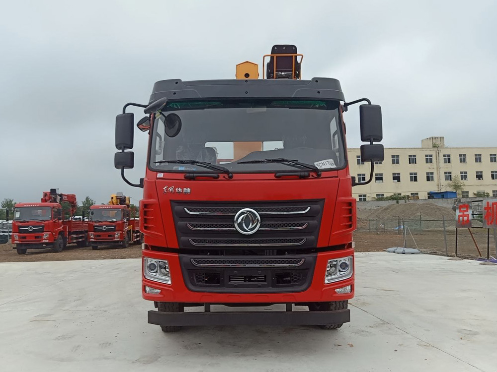 東風(fēng)華神F5后雙橋駿通12噸四節(jié)臂吊機(jī)